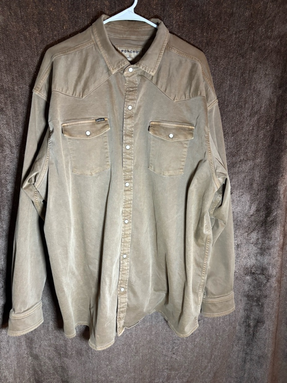 Poncho Men's Long-Sleeve Casual Button-Down Shirt in Brown